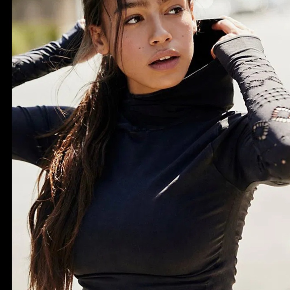 Free People Good Karma Hoodie, washed Black - Picture 3 of 5